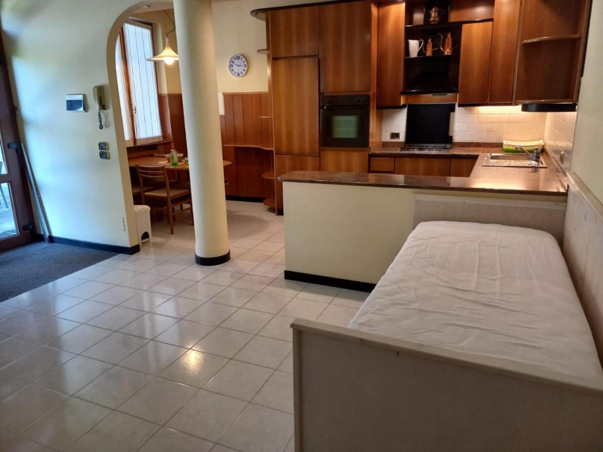 Вилла Residenza Beretta Como Lake -A- Orsenigo Экстерьер фото